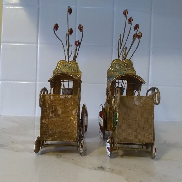 Two painted metal Christmas Choo-Choo train decorations - Picture 4 of 6